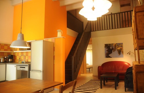 Cahuzac-sur-Vere Apartamento | Gite Uranus Entre les Vignes Avec Grande Piscine Dans le Triangle D'or