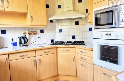 Viarmes Cabaña | Gite Viarmes, 5 bedrooms, 13 persons