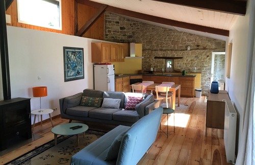 Jugon-les-Lacs-Commune-Nouvelle Casa | Gîte with garden in the countryside