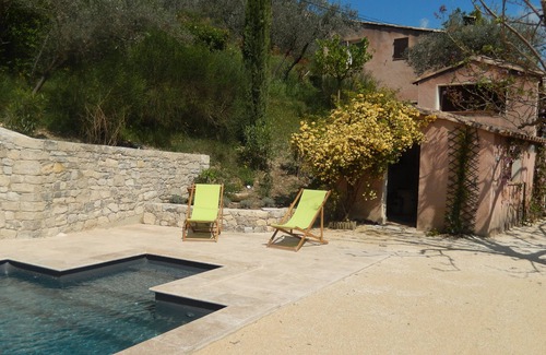Buis-les-Baronnies Casa | Gite with pool and view of Rocher Saint Julien