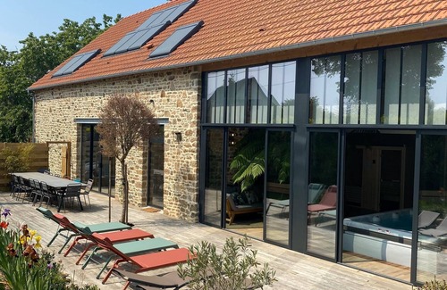 Dragey-Ronthon Casa | Gran albergue en la bahía del Mont Saint Michel con spa de natación y sauna