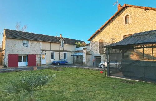 Auxerre Apartamento | Gitedelatournelleauxerre