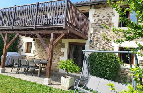 Le Lindois Casa | Gites at Le Tilleul - Le Pommier