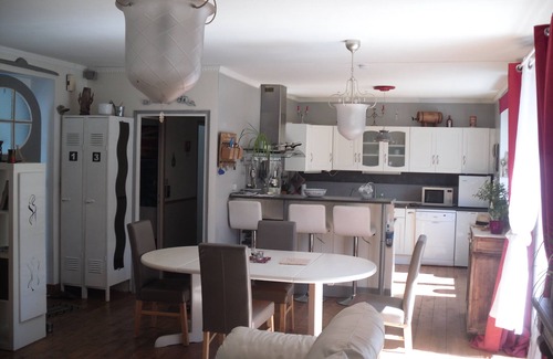 Plourin-les-Morlaix Apartamento | Gites de Daumesnil 5 minutes walk from town center.