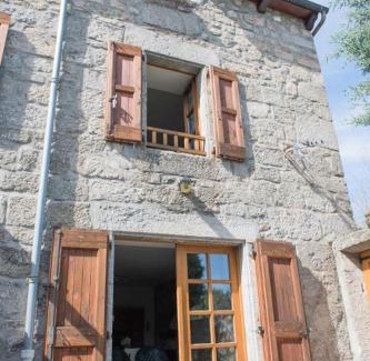 Fau-de-Peyre Casa | Gites de france 4 personnes au fau de peyre