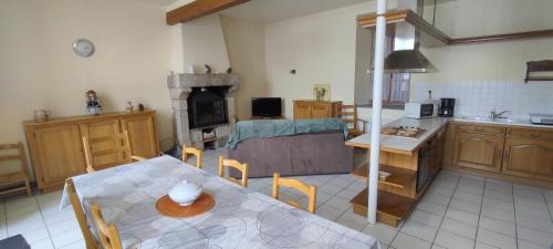 Laval-Atger Casa | Gites de france a tresbos