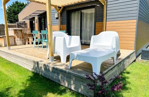 Mosnes Casa | Gites-domainedupin, cottage Bain Nordique PRIVÉ