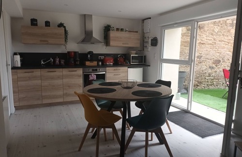 Guingamp Casa | Gites Gambetta magnificent Studio Cozy