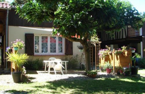 Puydarrieux Casa | Gites Le Grand Jardin