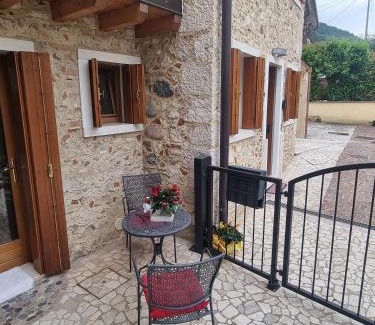 Pove del Grappa Casa | Giulietta e Romeo