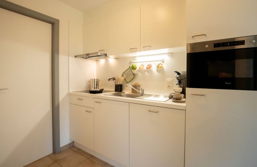 De Haan Apartamento | Giuliott with parking and shared pool by Interhome
