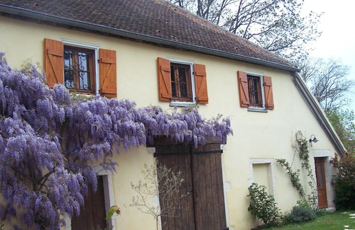 Givry Hotel | Givry Quiet casa de huéspedes en la costa Chalonnaise