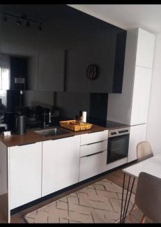 Vitomiricë Apartamento | Gjyrakovc