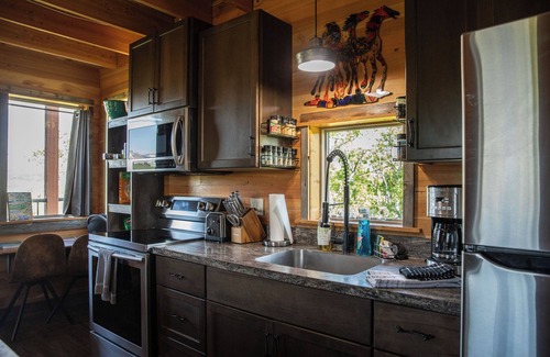 Babb Casa | Glacier Quarry - New, 2 Story home overlooking the Rockies and the St Mary Lakes