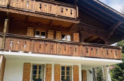 Ormont-Dessus Chalet De Esquí | Glacier Views, Sunny Chalet - Garden, Sleeps 6.