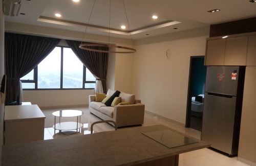 Subang Jaya Condominio | Me alegro de darle la bienvenida! Este es un apartamento completo con 2 habitaciones, 2 baños.