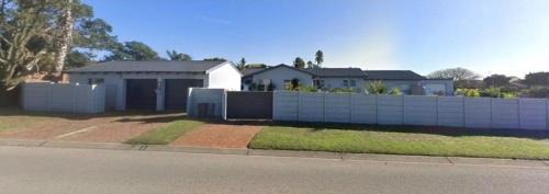 Port Elizabeth Casa | Gladys Suites 2