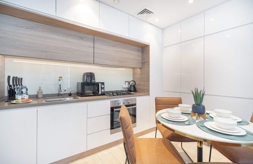 Dubai Marina Apartamento | Stylish 1-Bedroom Apartment at Studio One Near JBR Beach