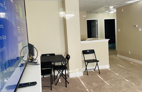Missouri City Casa | Glamorous 3 Bedroom 2 Full Bath 18 Minutes From Med Center