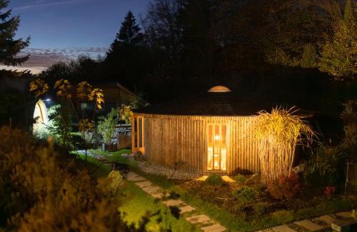 Vsetin Otro | Glamp V Hluboké - Yurts and Wooden Houses