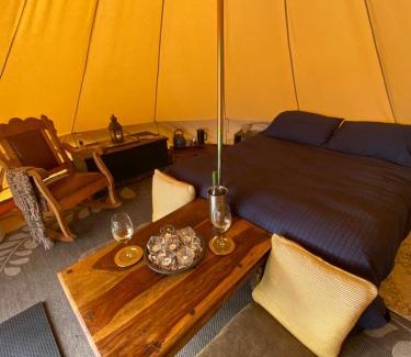 Ormstown Otro | Glamping 4 saisons @ Eco Lodge Bûcheron Bergère