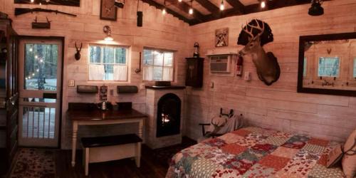 Dunlap Otro | Glamping at Deer Camp