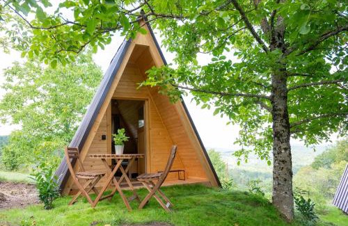 Kostel Otro | GLAMPING BRUNDO - Tents and Cottage with SAUNA & JACUZZI