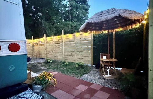 Wrightsboro Apartamento | Glamping Getaway! 10 Min to Downtown, 22 min to Beach!