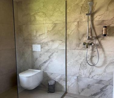 Praprotna Polica Casa | Glamping house Mala