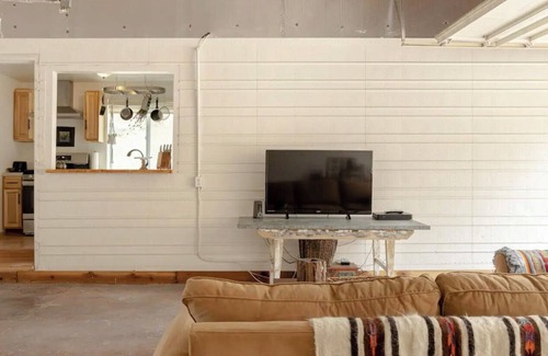 Lompoc Casa | "Glamping" in a Renovated Country Barn