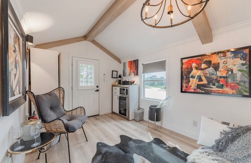 Spicewood Cabina | Glamping in Spicewood TX Hill Country~ Cabin 1 The Madison at Green Acres