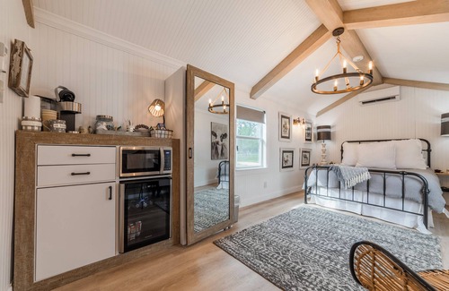 Spicewood Cabina | Glamping in Spicewood TX Hill Country ~ Cabin 3 The Sonnie at Green Acres