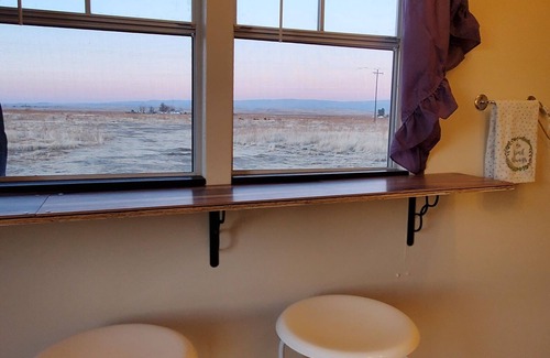 Santa Margarita Cabina | Glamping in the Carrizo Plains