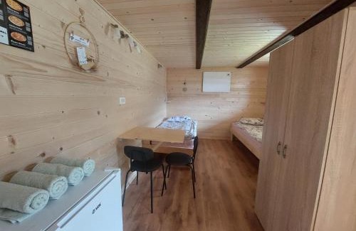 Gorenja vas-Poljane Chalet De Esquí | Glamping Laze