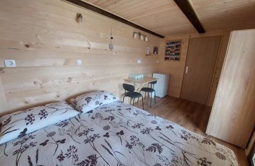 Gorenja vas-Poljane Chalet De Esquí | Glamping Laze