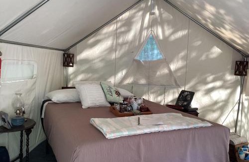 Turtletown Otro | GLAMPING Off Grid Tent ULTIMATE IN COMFORT