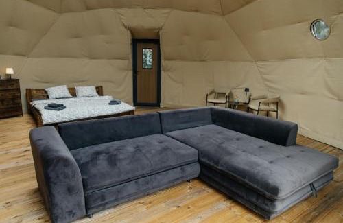 Lahovice Otro | Glamping Prague Louka