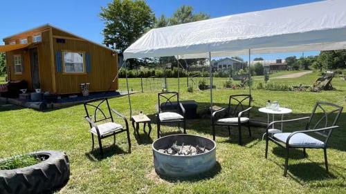 Mount Jackson Otro | Glamping tent on farm Mountain views
