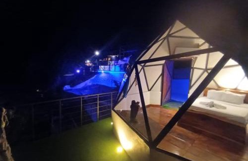 Manuel Antonio Cabina | Glamping Tomaselli