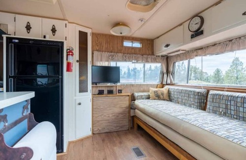 Redmond Casa | Glamping with a view, but get out and enjoy.