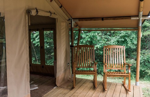 Knoxville Casa | GlampKnox Canvas Retreat - Grande