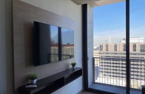 Monterrey Centro Apartamento | Lux 2 bedroom apartment, swimming pool, gym and free parking in Macro Plaza area