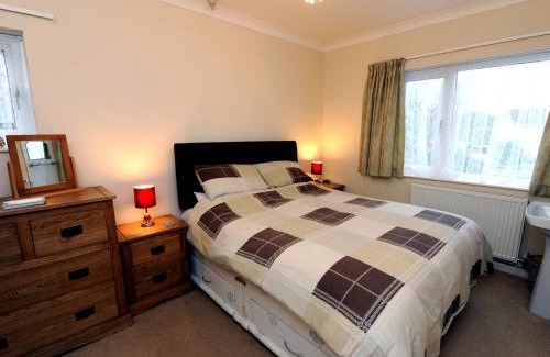 Saundersfoot Casa | Glan Heulog - Near to Beach, Pet Friendly