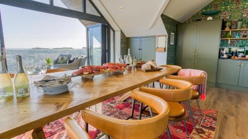 Rhoscolyn Casa | Glan Towyn