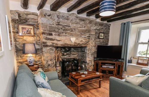 Talsarnau Cabaña | GLAN Y WERN COTTAGE, pet friendly, with a garden in Talsarnau