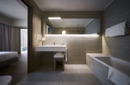 San Lorenzo Hotel | Glance Hotel In Florence