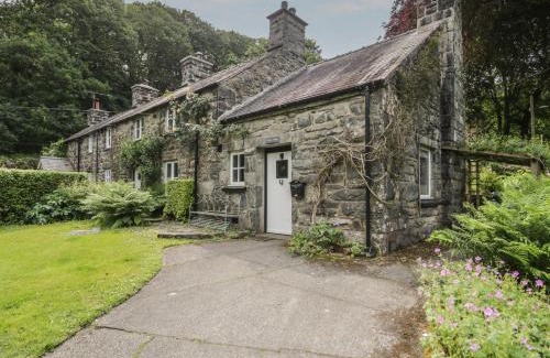 Llanbedr Casa | Glandwr Cottage