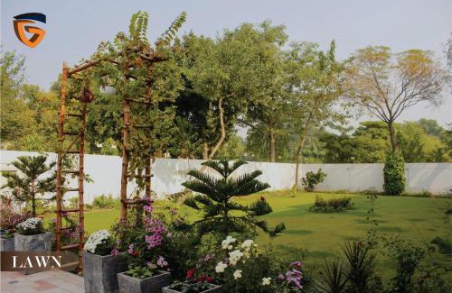 Model Town Casa | Glanz Homz Opulent 3BR on 1st floor