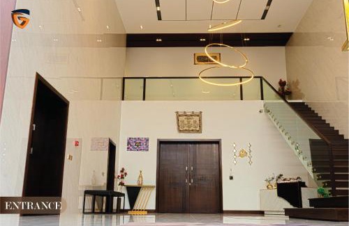 Model Town Casa | Glanz Homz Opulent 3BR on 1st floor