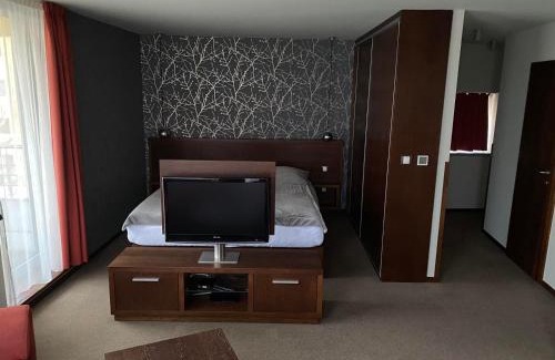 Sidlisko KVP Apartamento | Glass House Kosice